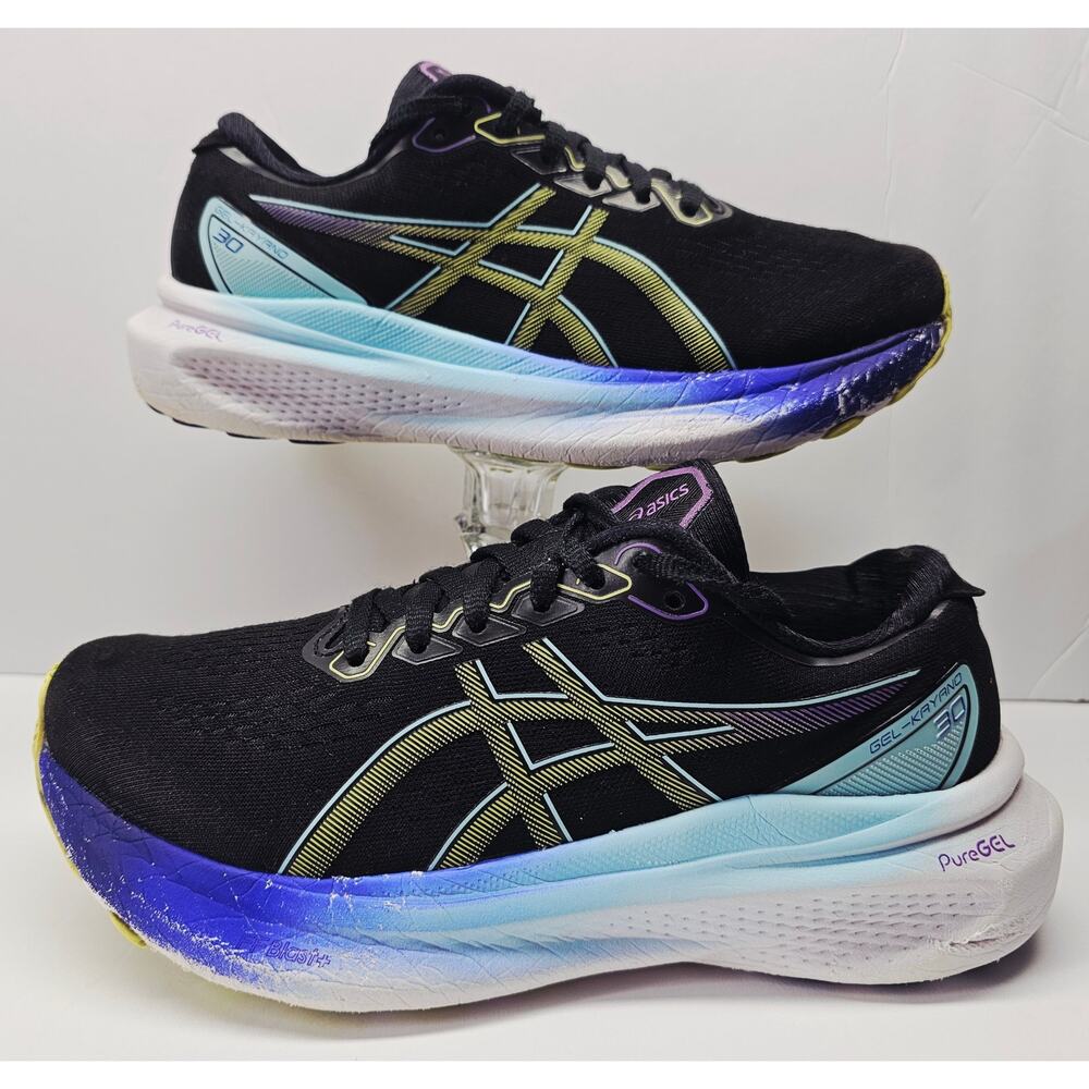Asics Women 6.5 Comfy footwear